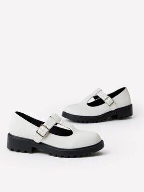 NWOT Classic White Mary Jane Lug Sole Shoes, Size 12